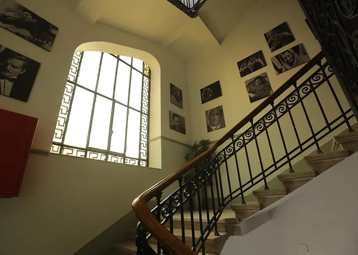 1920S Boutique Hotel And Restaurants