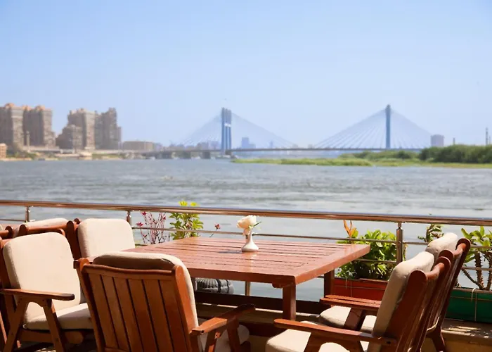 Hotel suites Nile Transport