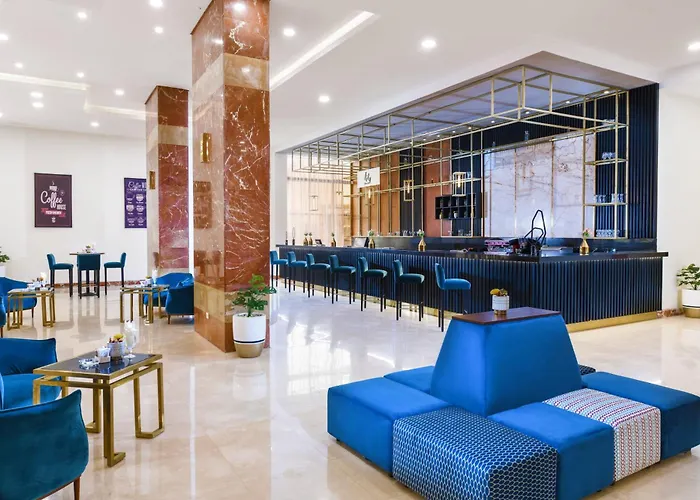 Hotel with Tennis: Tolip Gardens Hotel